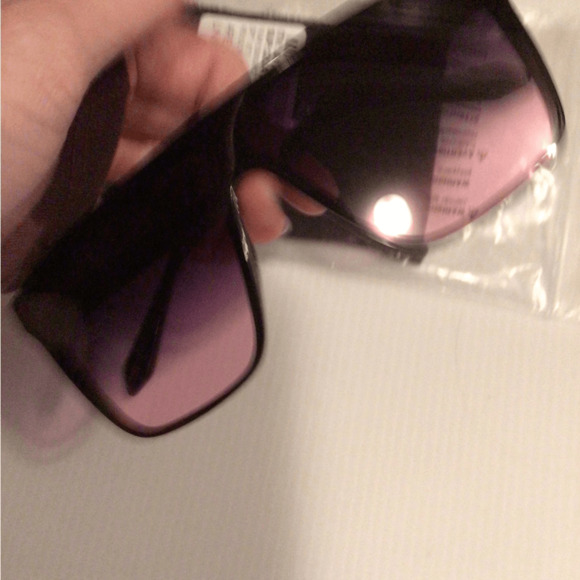 NEW Rare! ReAD* Quay Hindsight black purple fade sunglasses